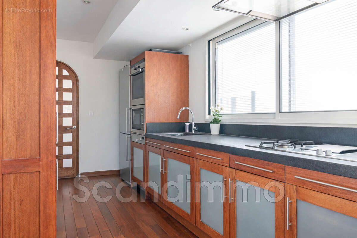 Appartement à MARSEILLE-7E