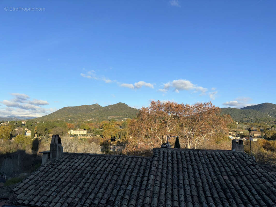 Maison à MIRABEL-AUX-BARONNIES