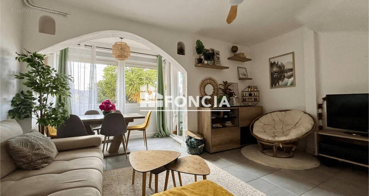 Appartement à HYERES