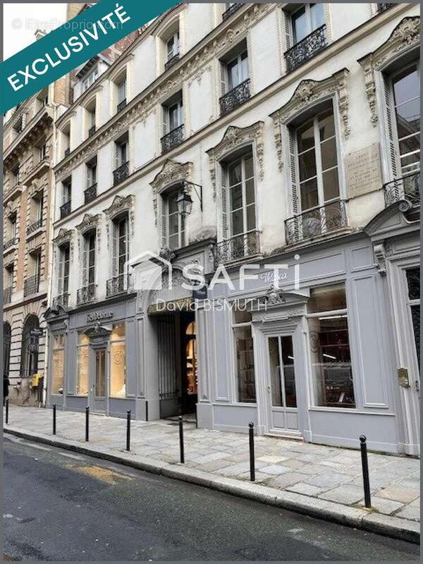 Photo 2 - Commerce à PARIS-8E