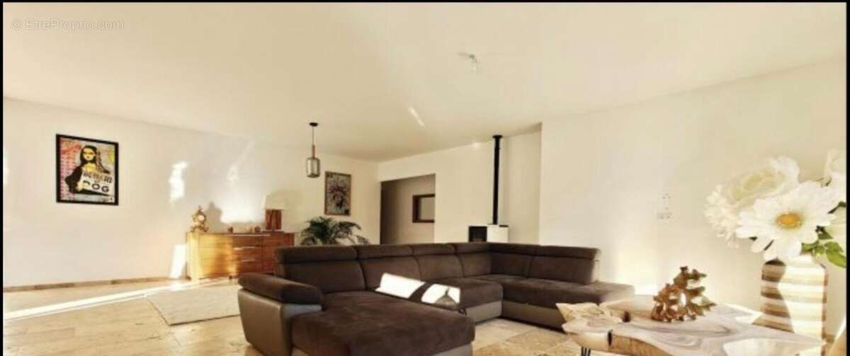 Maison à vendre 4 pièces LEZOUX (63) - photo 3
