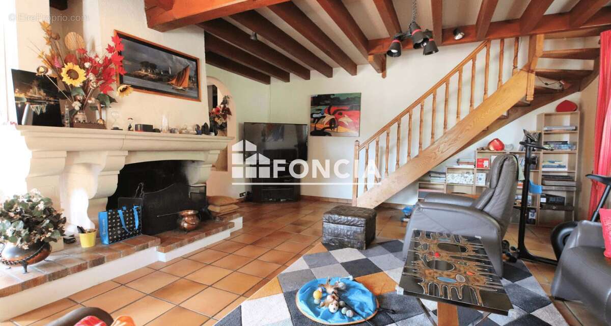 Maison à SALLES-SUR-MER