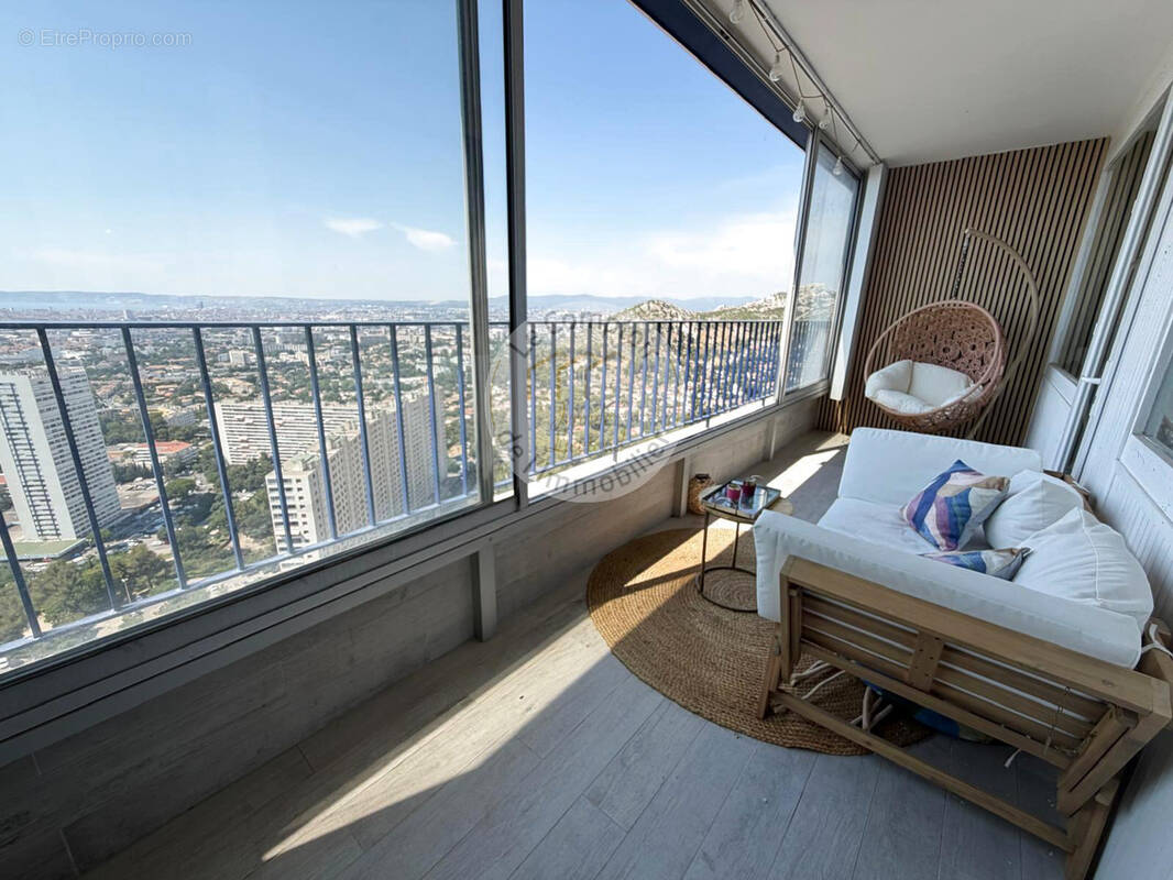 Appartement à MARSEILLE-9E