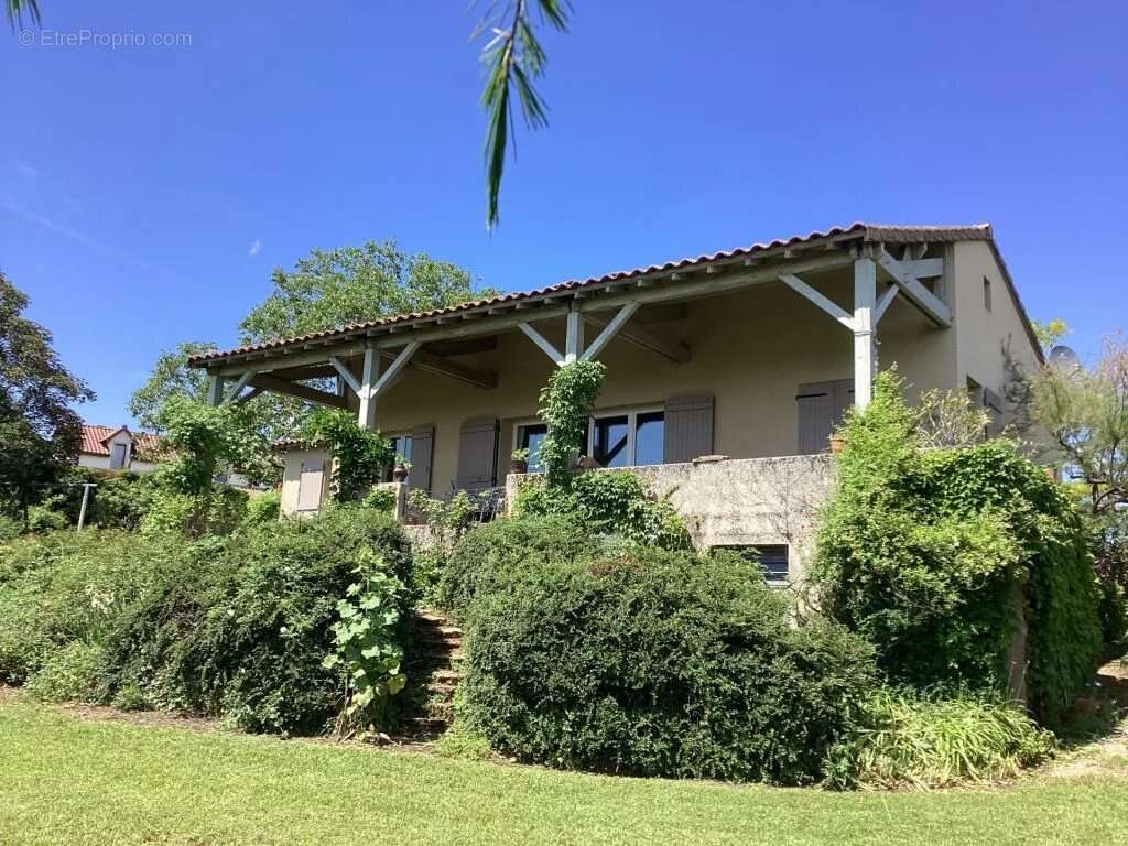 Maison à MAZILLE