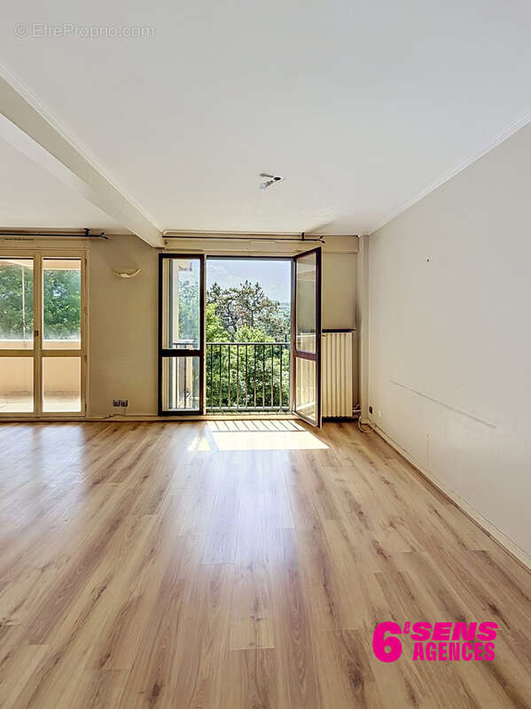 Appartement à FRANCHEVILLE