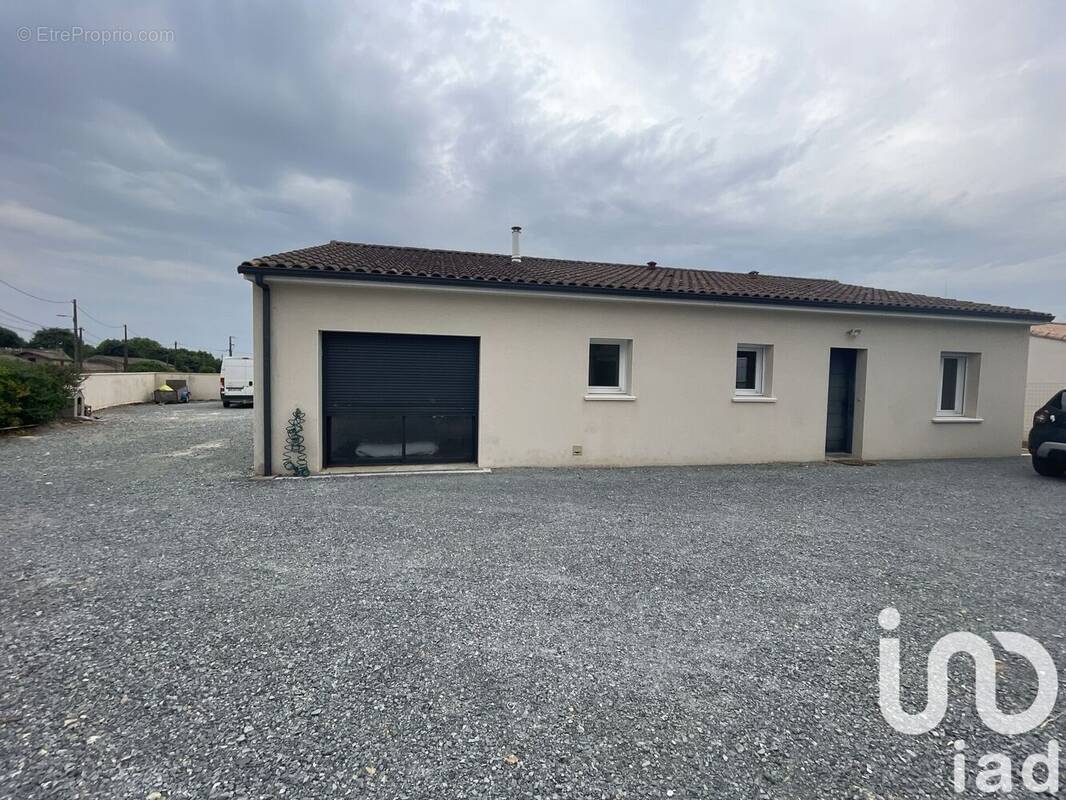 Photo 1 - Maison à MELLE