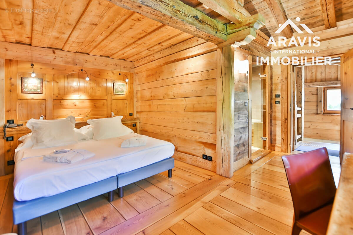 Maison à ARACHES-LA-FRASSE