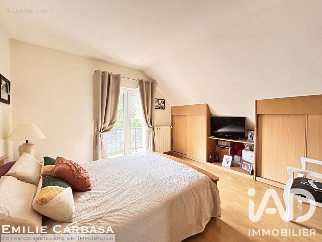 Maison 158 m² à Corbeil-Essonnes  - photo 6