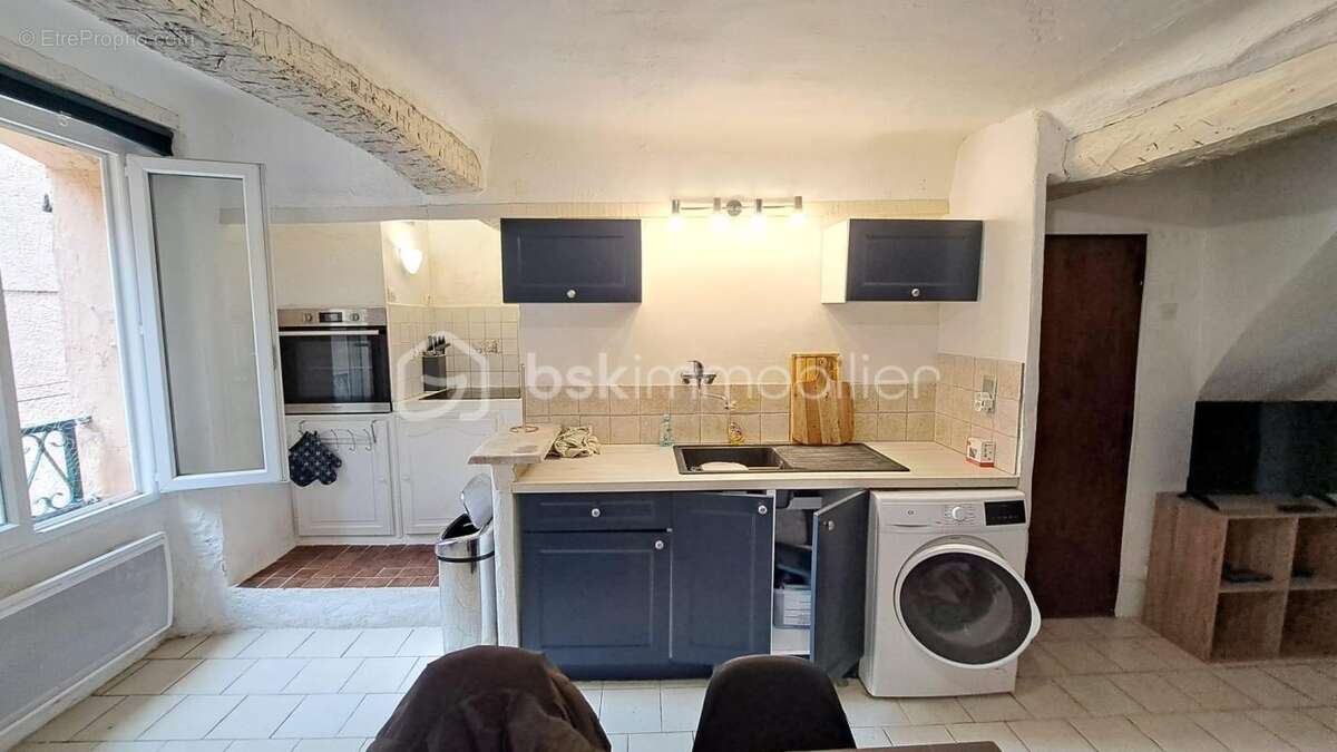 Appartement à LORGUES