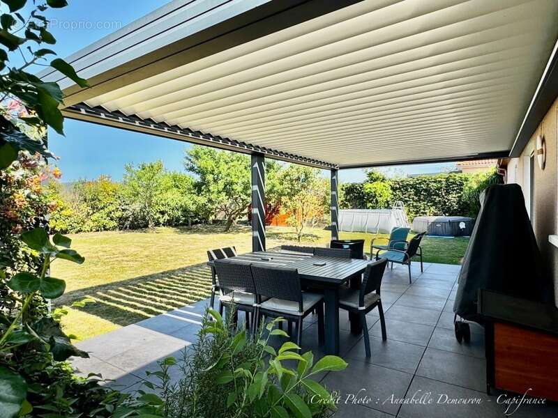 Maison plain-pied 4 chambres - jardin - garage - saint-bonnet-près-riom (63200) - photo 11