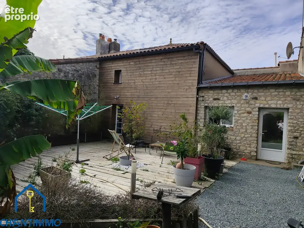 Chantonnay, ensemble immobilier de charme avec maison principale et gîte - photo 23