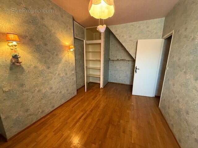 Maison 130 m² à Lens  - photo 2