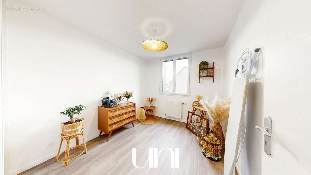 Maison à COLOMBELLES