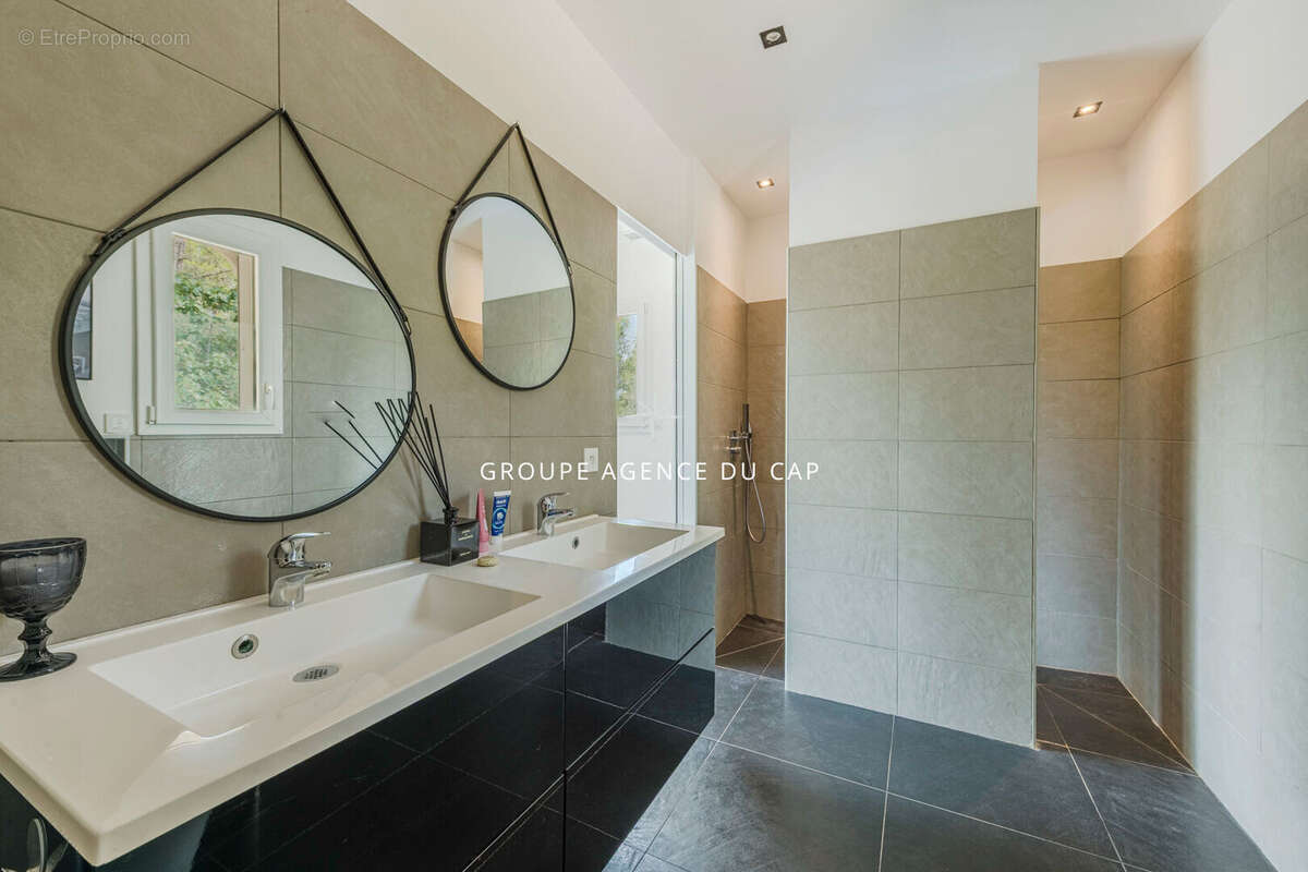 Propriété contemporaine d'exception avec piscine à débordement Draguignan - photo 16