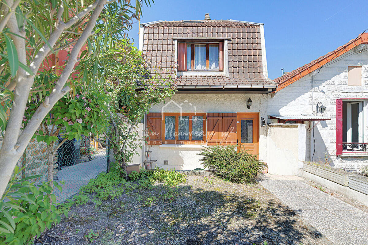Maison à NOISY-LE-GRAND