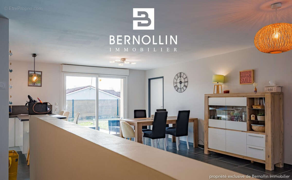 Maison à MONTREVEL-EN-BRESSE