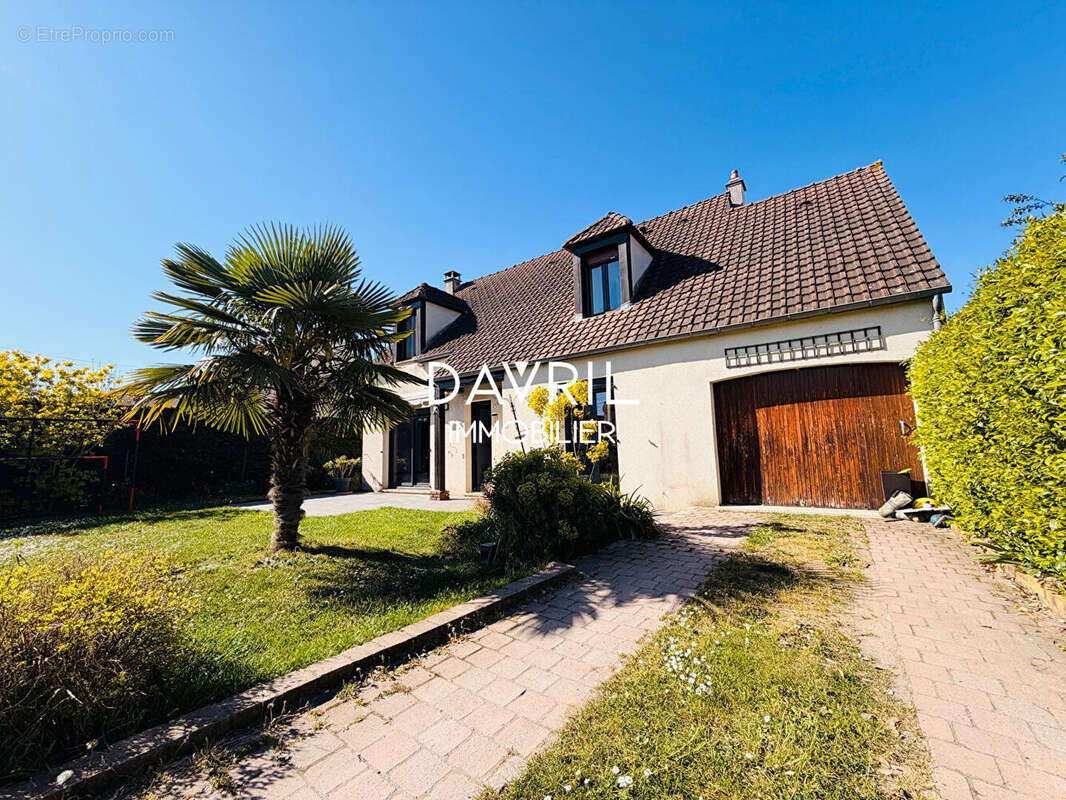 Maison à CONFLANS-SAINTE-HONORINE