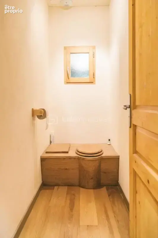 Maison contemporaine écologique avec piscine naturelle au cœur de la nature - photo 14