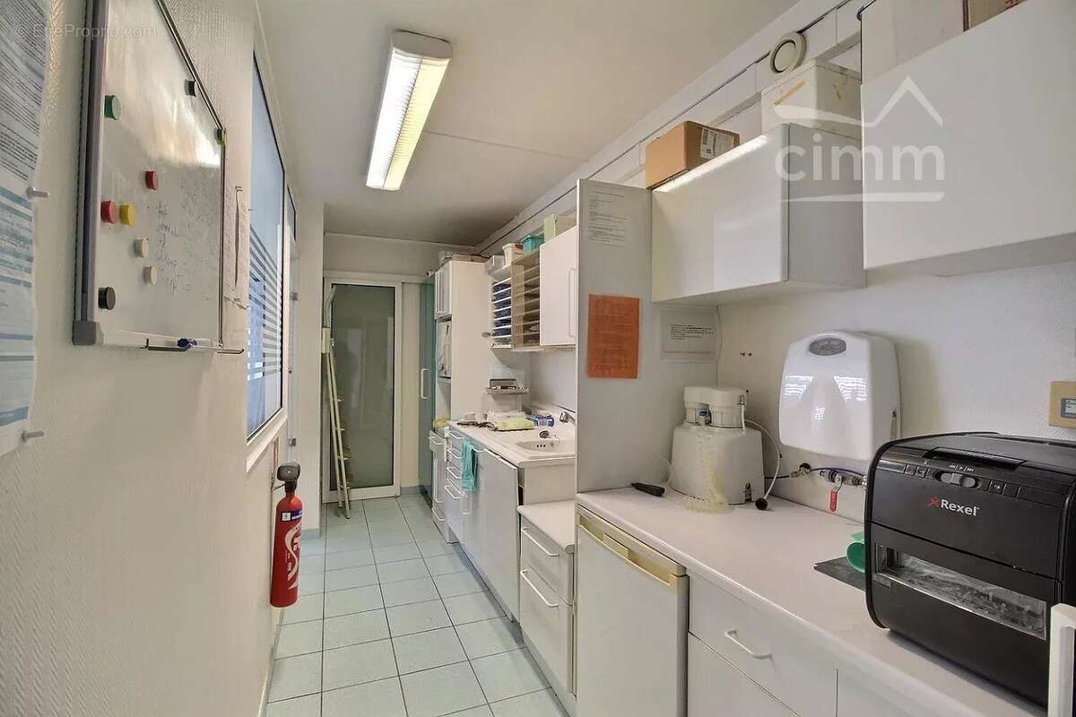 Commerce à JOUE-LES-TOURS