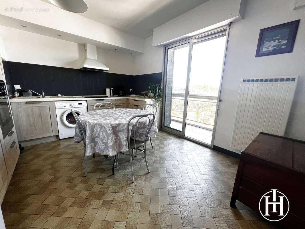 Appartement à SAINT-AMAND-MONTROND