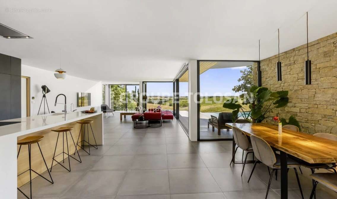 Maison à VERFEIL