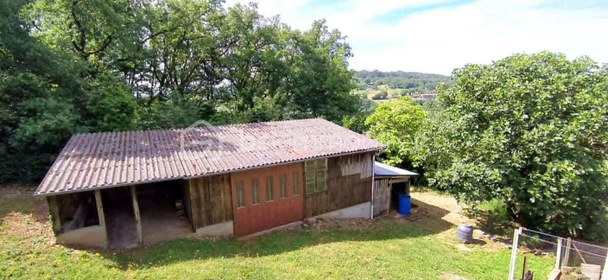 Maison à MONTMURAT