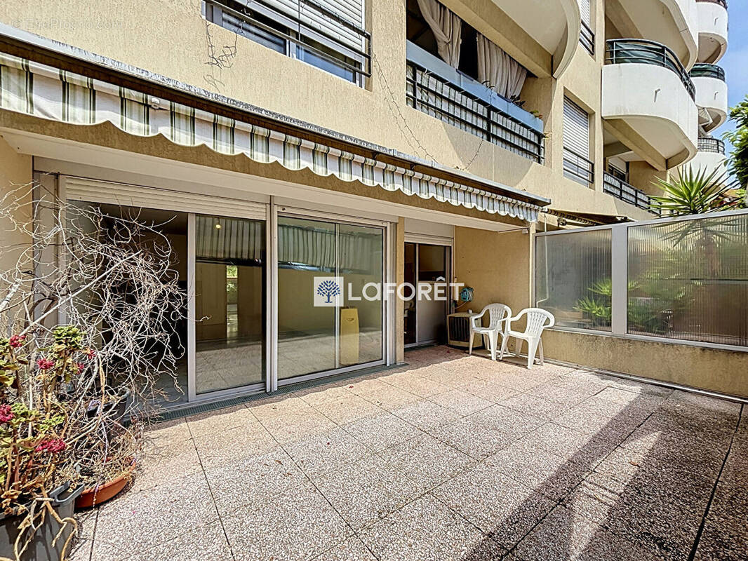 Appartement à ROQUEBRUNE-CAP-MARTIN