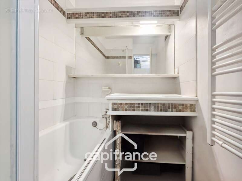DOMAINE DE PONT ROYAL Appartement meublé  DERNIER ETAGE vue dégagée 31m2 et 7 m2 de loggia, 1 chambre double & salle de bains - photo 10