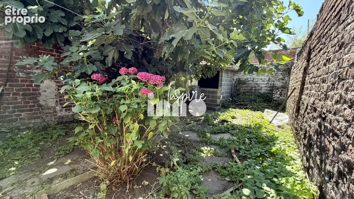 Maison 106 m² à Tourcoing  - photo 2