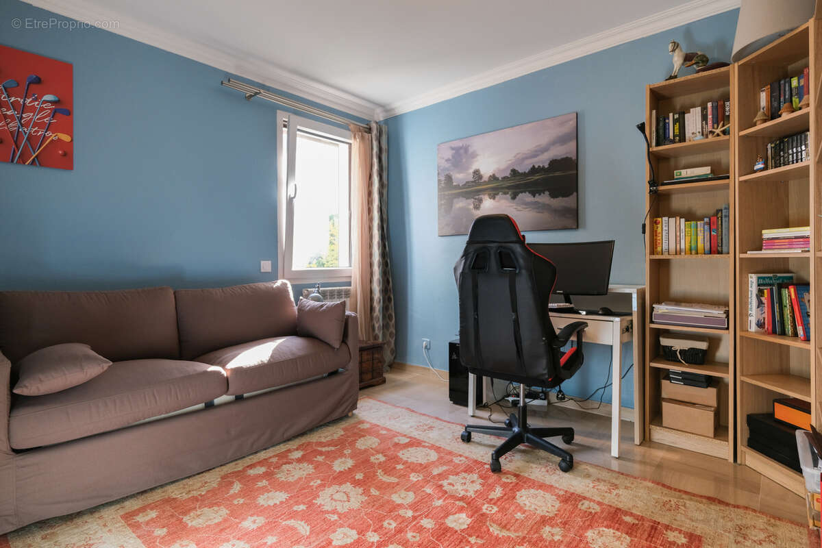 Maison à VILLENEUVE-LOUBET