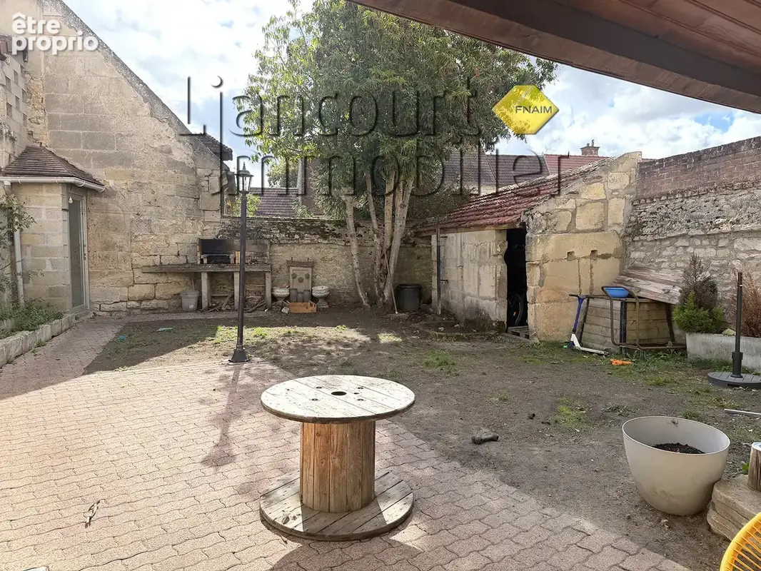Nouveauté BURY 184 000 € - photo 2