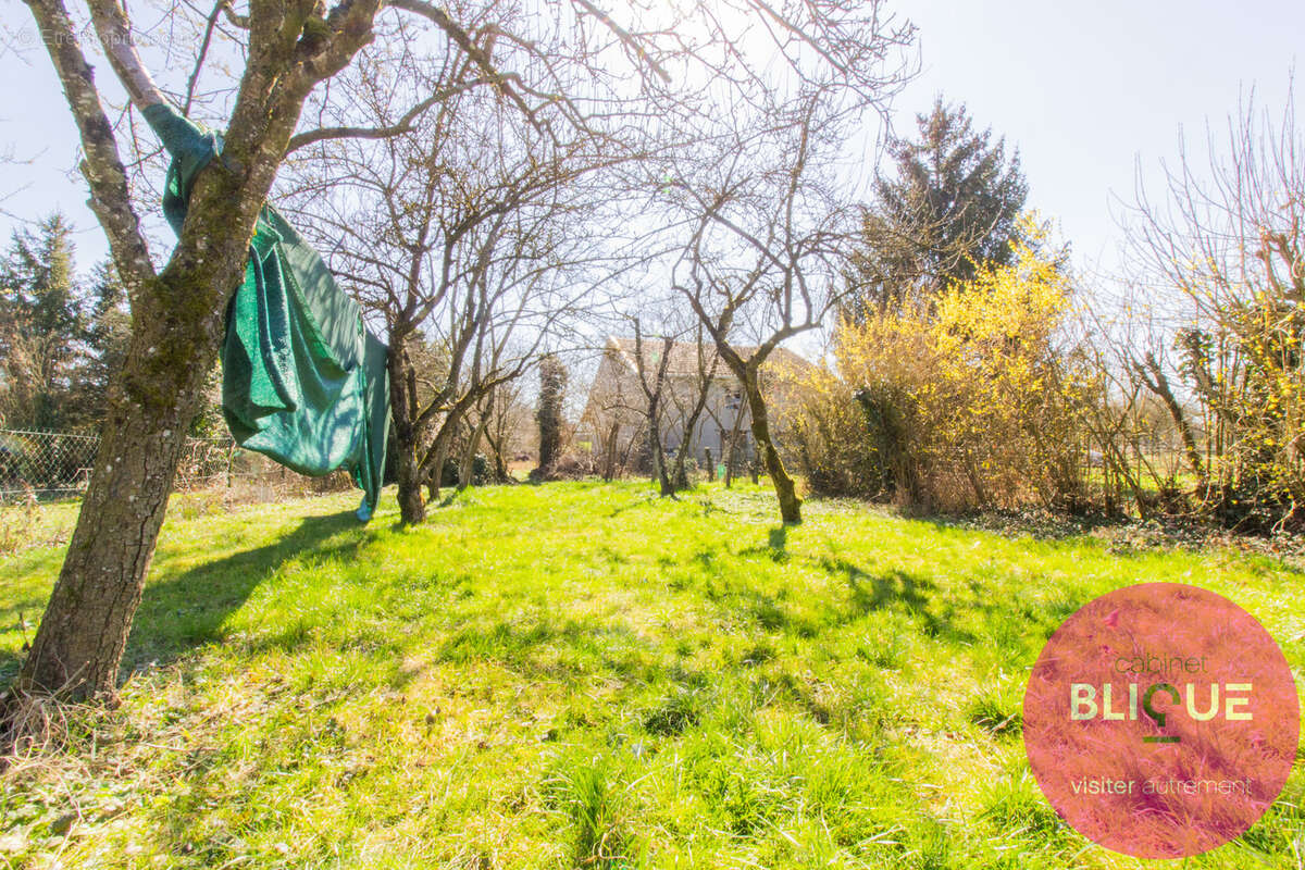 Maison à DOMEVRE-SUR-VEZOUZE