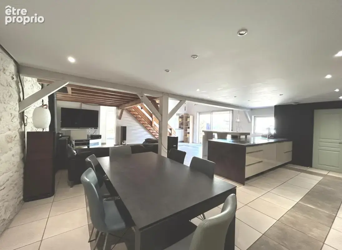 Neuville de Poitou - Secteur Bellefois - Maison 4 chambres (possibilité 5) + dépendance à rénover de 34m2) - photo 6