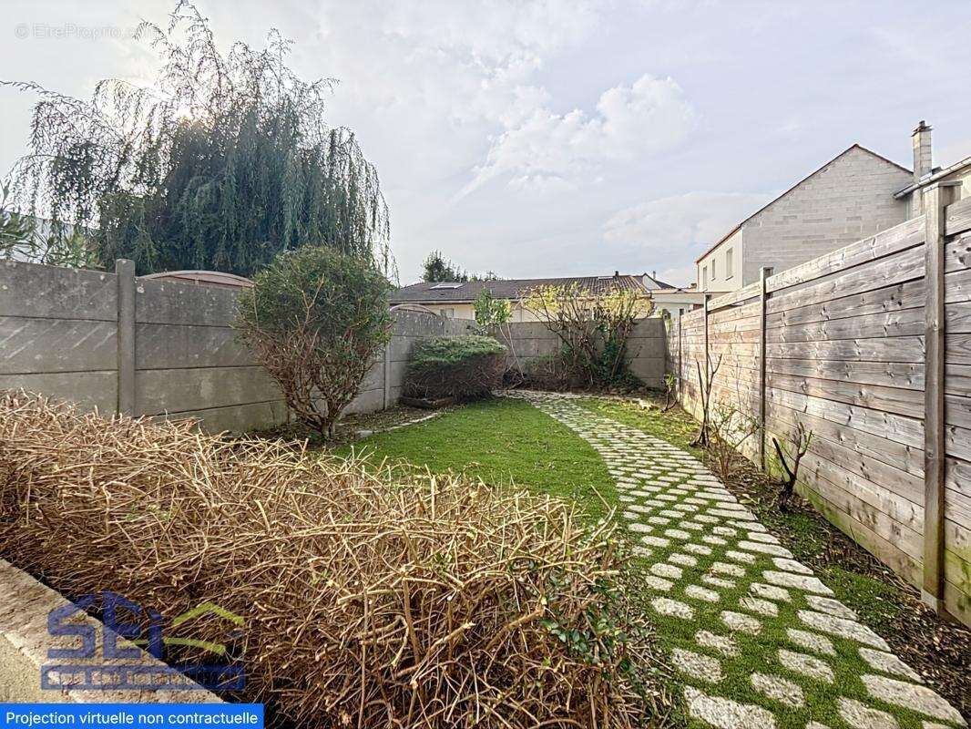 Maison à VILLIERS-SUR-MARNE