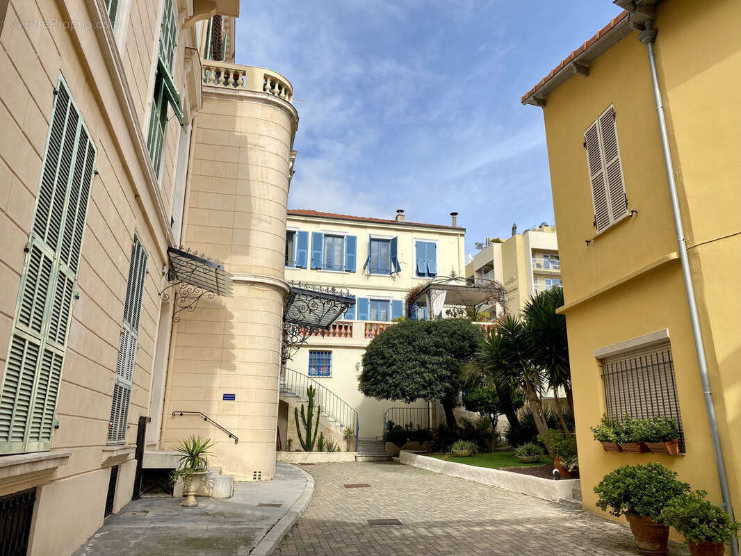 Appartement à MENTON