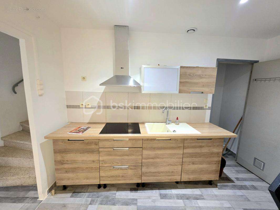 Maison à MONTELIMAR