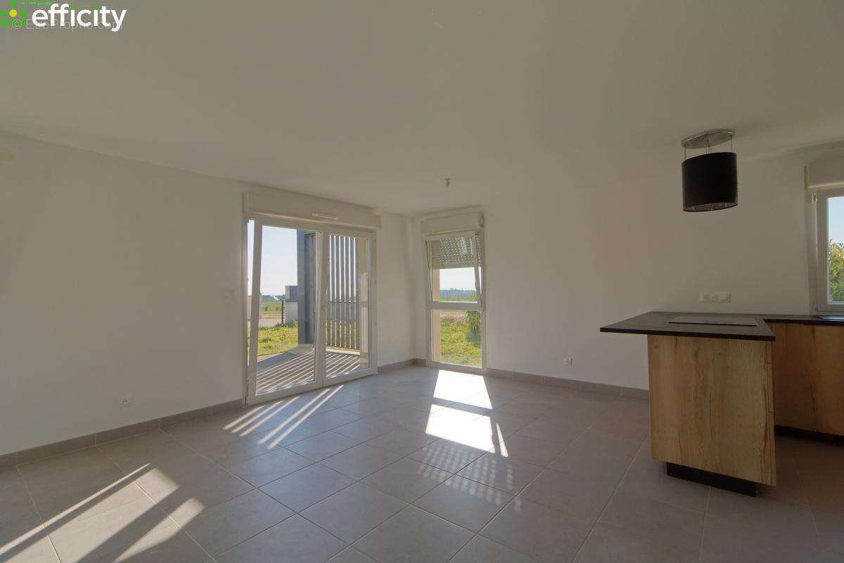 Appartement à HAUTEVILLE-LES-DIJON