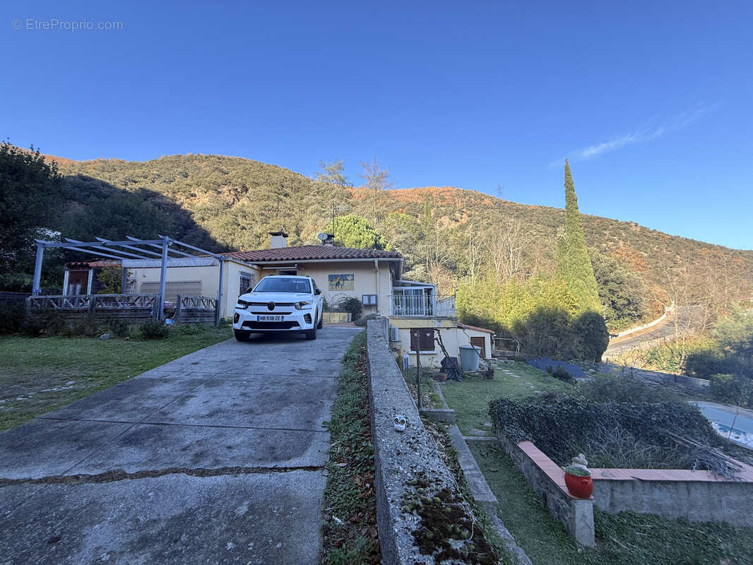 Maison avec vue panoramique et parc arboré - photo 17