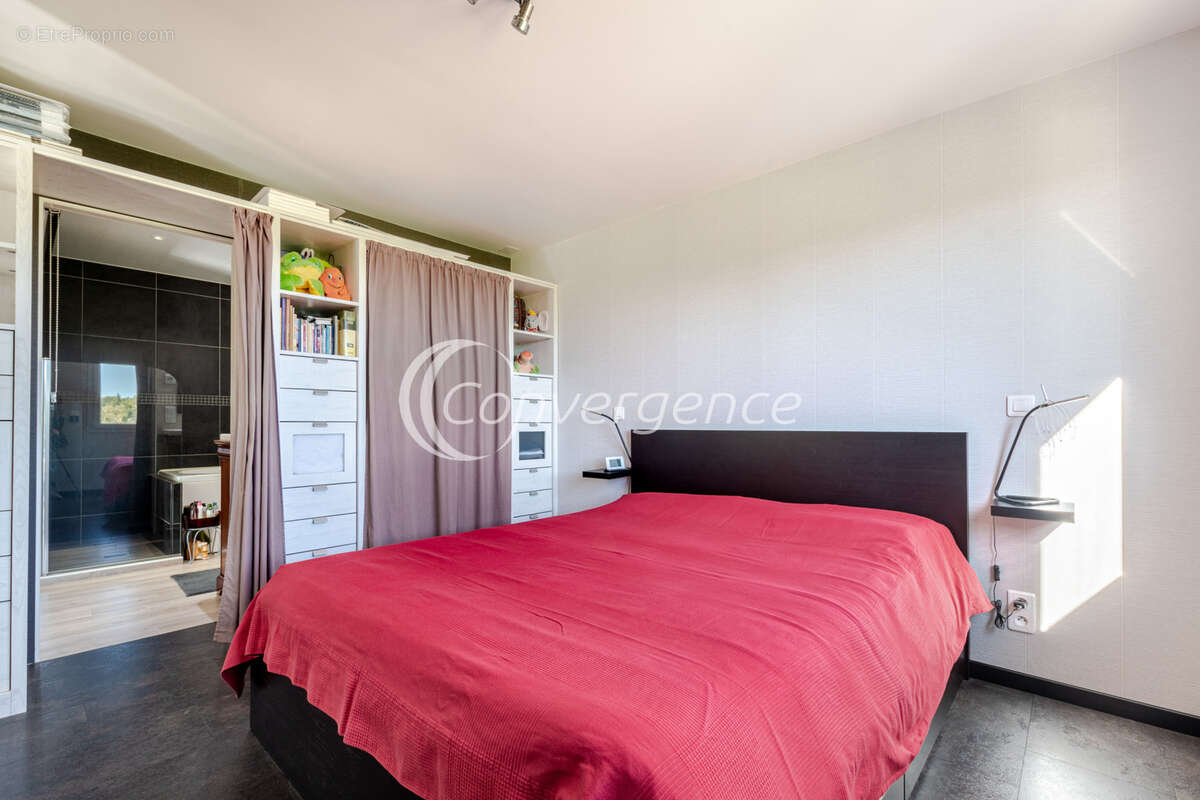 Maison à LA PORCHERIE