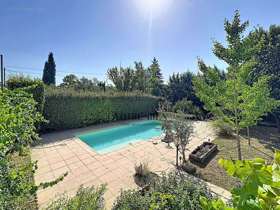 Villa Manosque 6 pièce(s) 185.30 m2 - photo 2