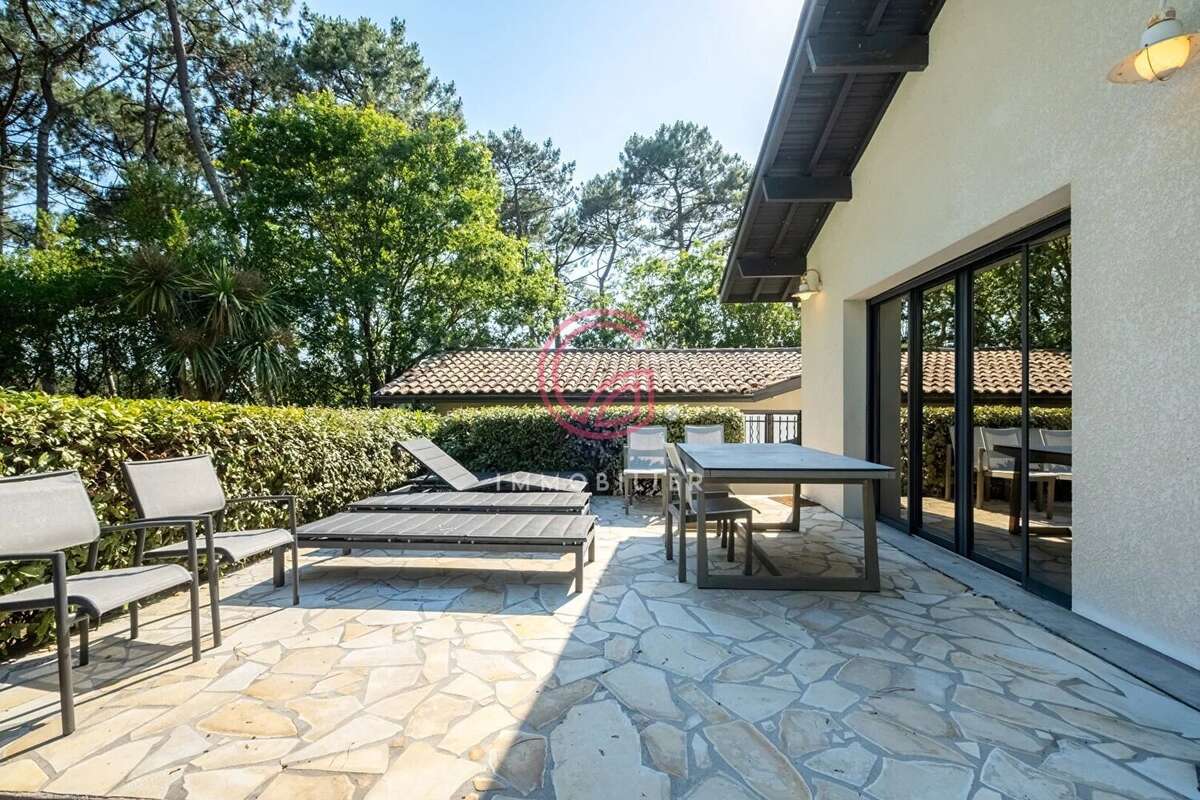 Maison 7 pièces avec piscine à vendre à Biscarrosse Lac - photo 3