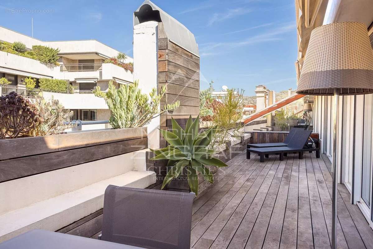 Appartement à CANNES