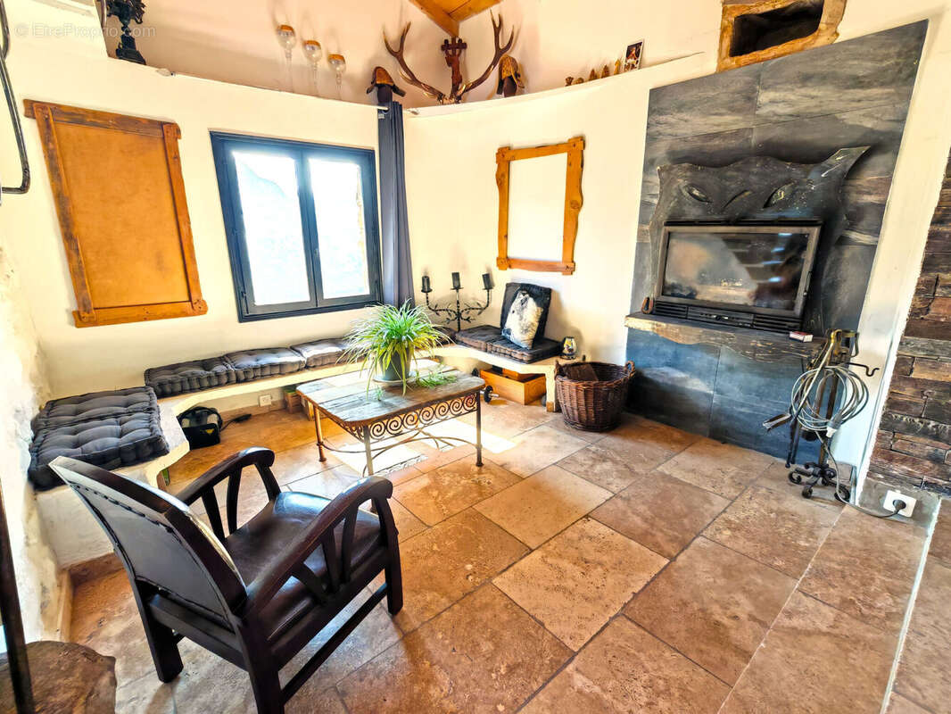 Photo 8 - Maison à LANTOSQUE