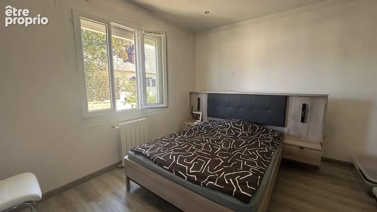 Maison 5 pièces 94 m² à vendre à Fleury-Les-Aubrais (45400) - photo 9