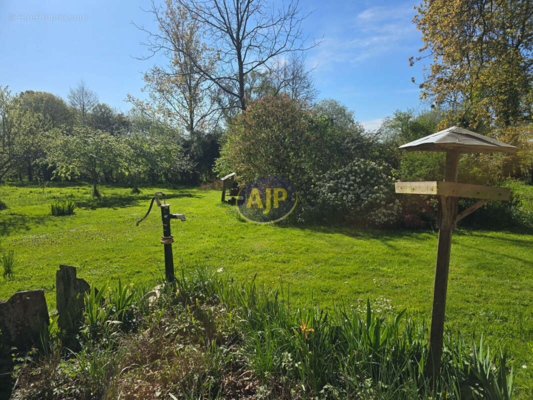 Maison à CONQUEREUIL