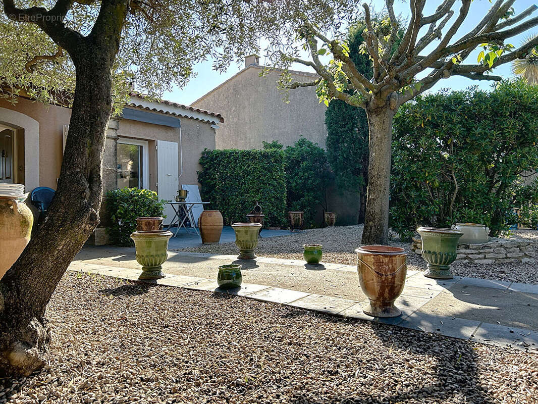 Maison à VILLENEUVE-LES-AVIGNON