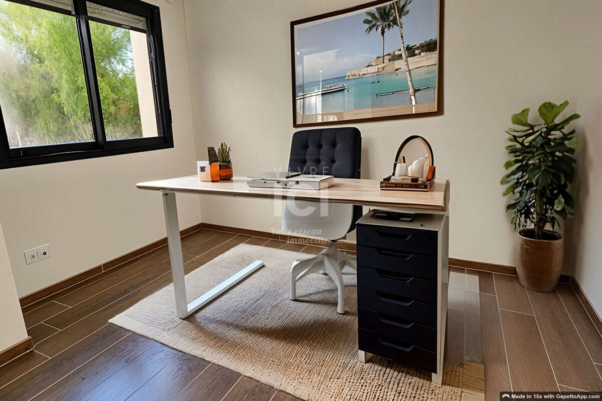 Maison à SAINTE-LUCE-SUR-LOIRE