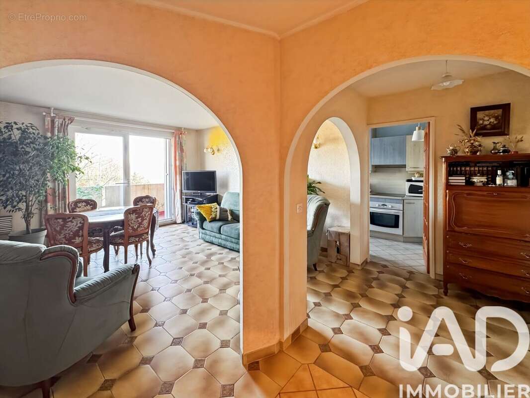 Photo 3 - Appartement à VILLEBON-SUR-YVETTE