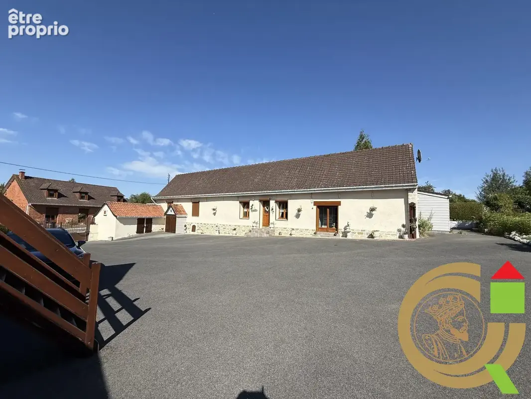 Maison à BOUIN-PLUMOISON