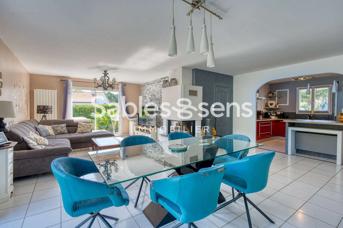 Maison à SAINTE-FOY